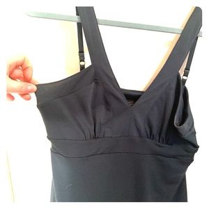 Hunter Green Banana Sleeveless Top